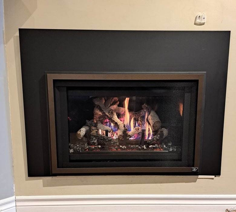 Lopi 32 DVS Deluxe Gas Insert - Demo Sale - SAVE $1200