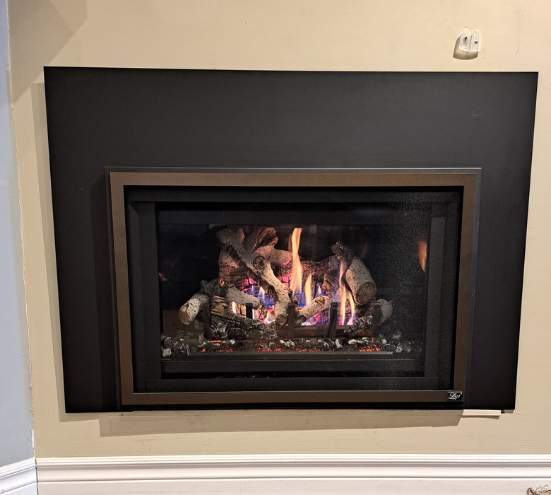 Lopi 32 DVS Deluxe Gas Insert - Demo Sale - SAVE $800